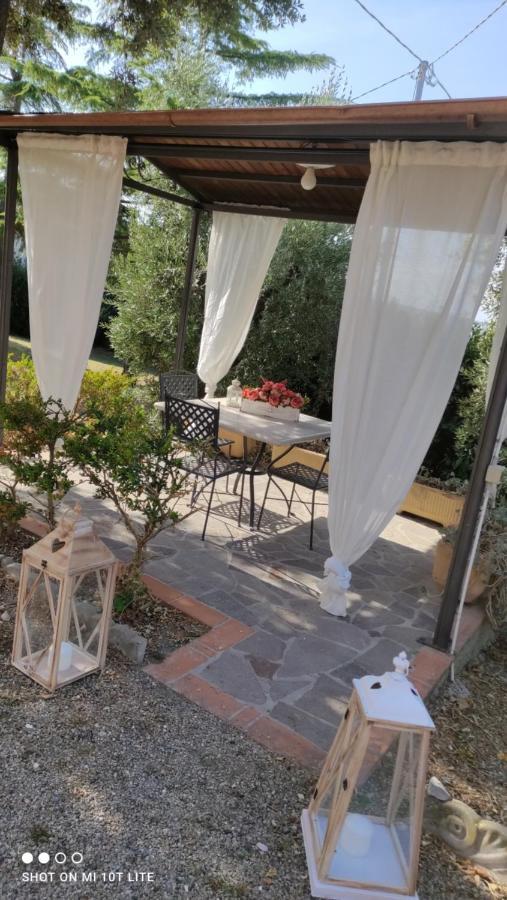 סנטה לוצ'ה Agriturismo La Ghiraia מראה חיצוני תמונה