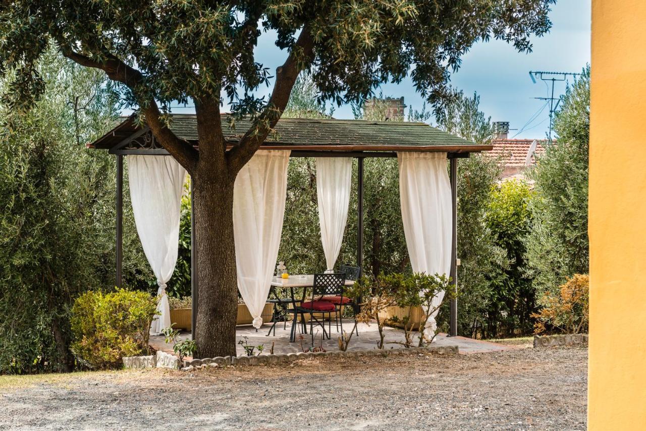 סנטה לוצ'ה Agriturismo La Ghiraia מראה חיצוני תמונה