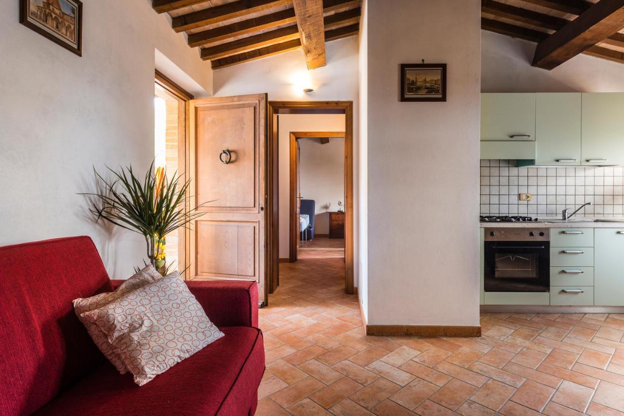 סנטה לוצ'ה Agriturismo La Ghiraia מראה חיצוני תמונה