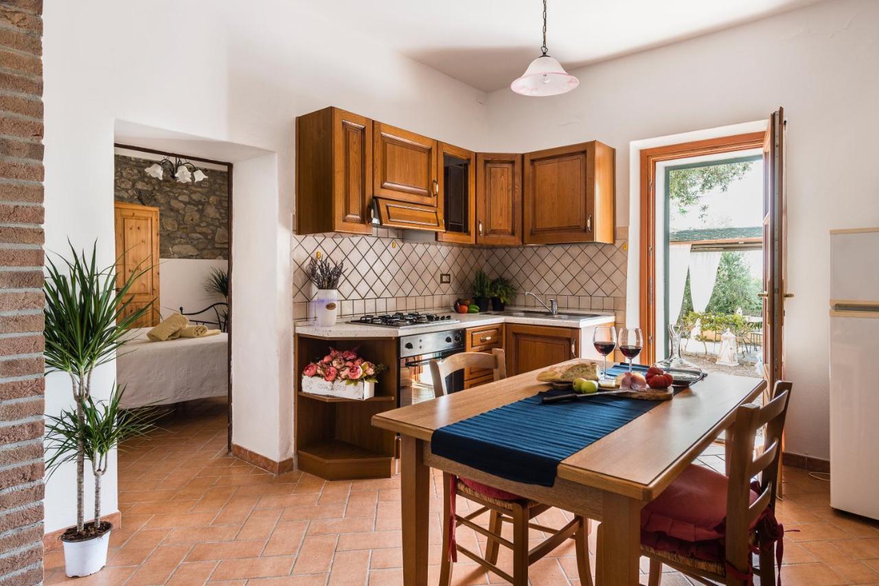סנטה לוצ'ה Agriturismo La Ghiraia מראה חיצוני תמונה