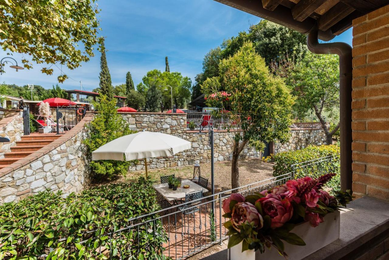 סנטה לוצ'ה Agriturismo La Ghiraia מראה חיצוני תמונה