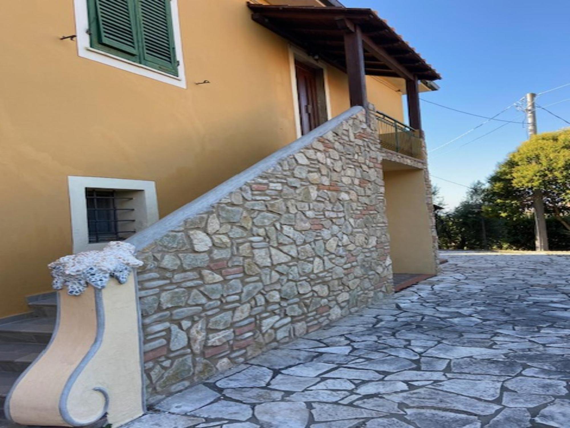 סנטה לוצ'ה Agriturismo La Ghiraia חדר תמונה